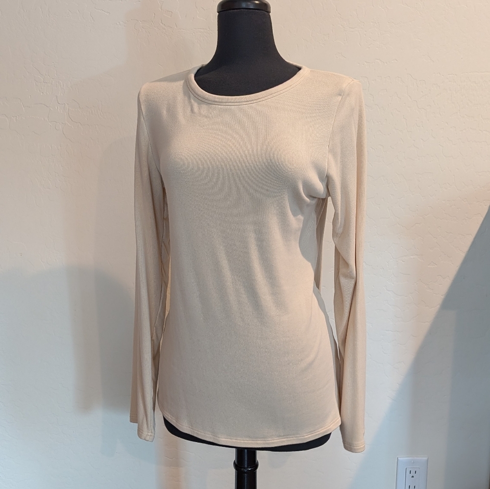 Fantaslook Cream Color Super Soft Stretch Women's Pullover Blouse Size L